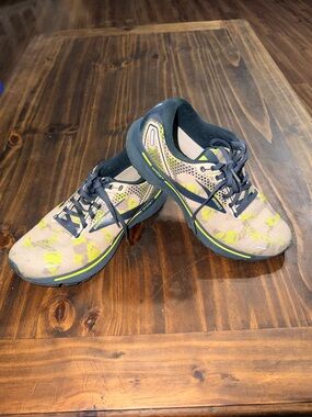 Women’s Brooks Ghost 14